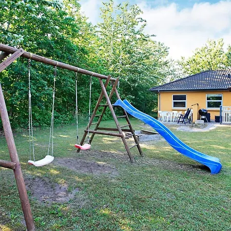 12 Person In Hojslev-by Traum Bostrup